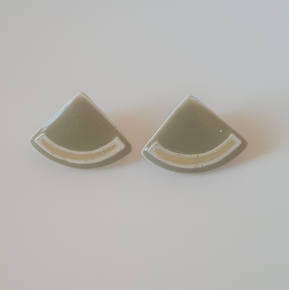 Green Slice Earrings - Picture 6 of 8